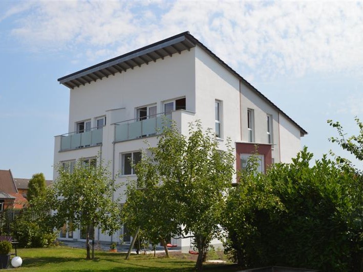 Objekt 365: Neubau Erstbezug Einfamilienhaus in ausgefallener Architektur
